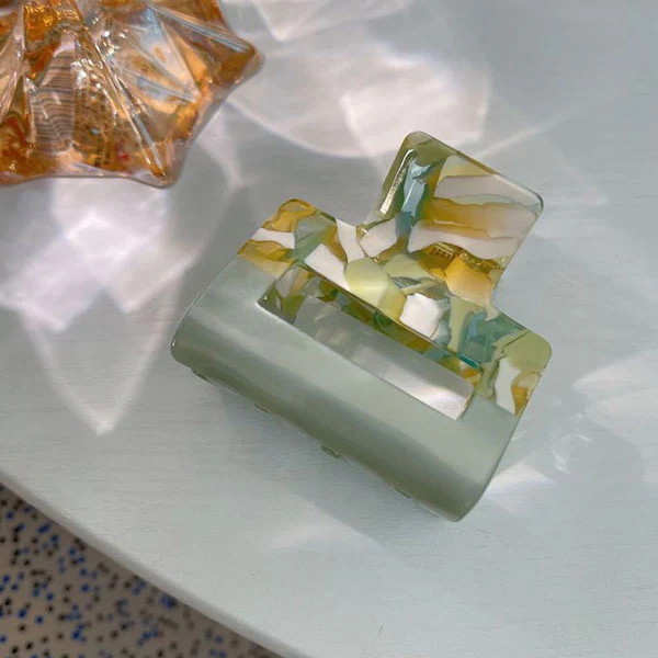 Alita French Fresh Green Rectangle Hair Clip - Image 5