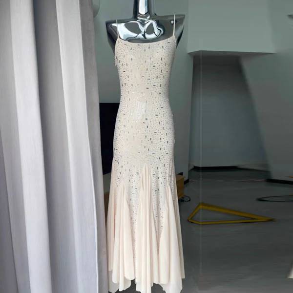 Ann Embellished Glitter Bodycon Pixie Hem Maxi Dress - Image 8