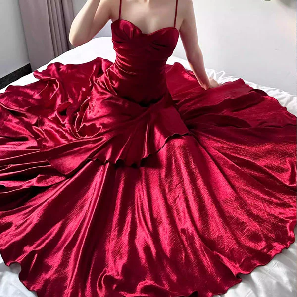 Audrey Vivid Scarlet Tiered Evening Dress - Image 4