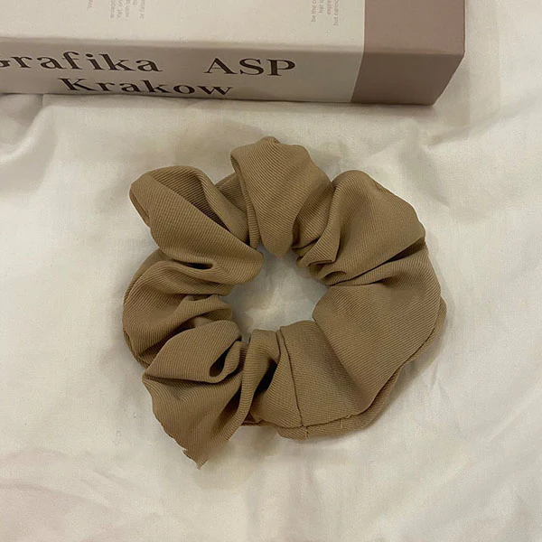 Bella Solid / Floral Print Scrunchie - Image 7
