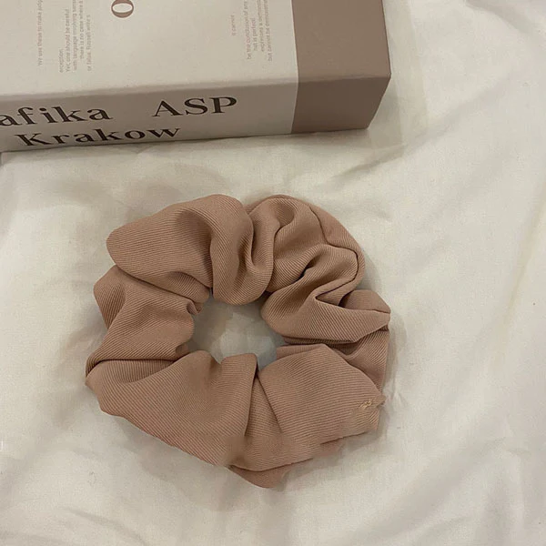 Bella Solid / Floral Print Scrunchie - Image 8
