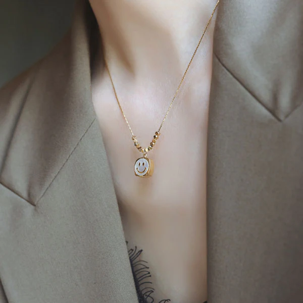 Callie Smiley Pearl Pendant Gold Necklace - Image 3