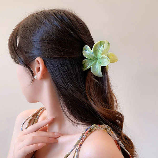 Christy Plumeria Floral Hair Clip - Image 9
