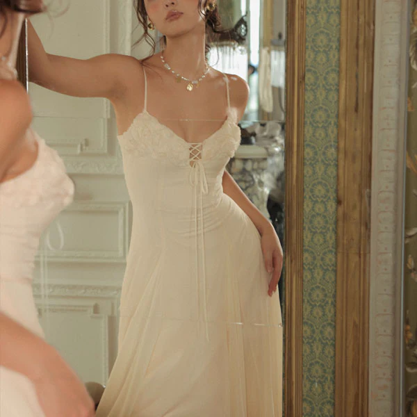 Claudia Elegant Romantic Flowy Midi Dress - Image 2