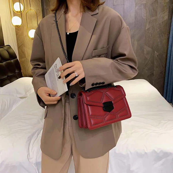 Amanda Chain Strap Handbag - Image 10