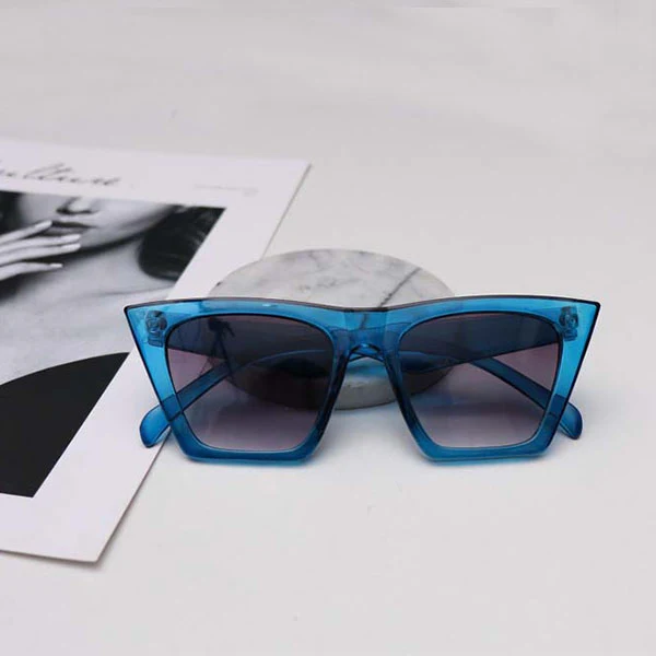 Joanne Retro Stylish Sunglasses - Image 9