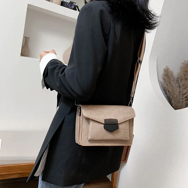 Elize Lux Handbag - Image 10