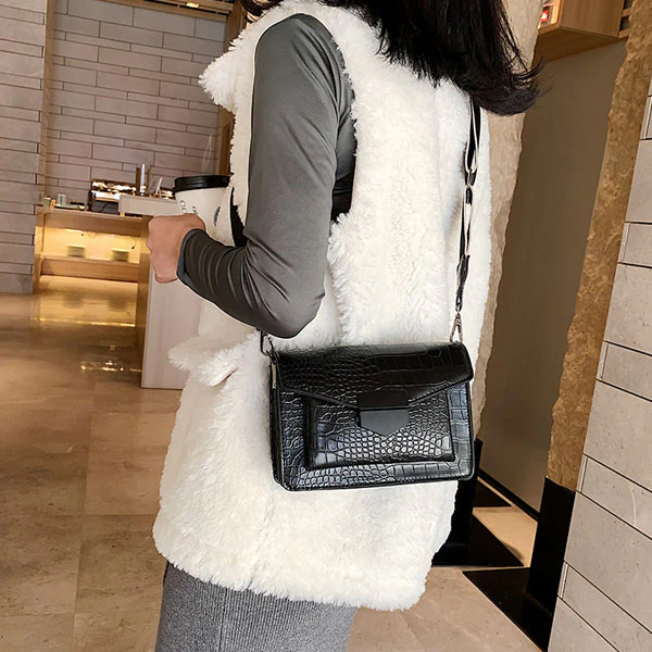 Elize Lux Handbag - Image 4