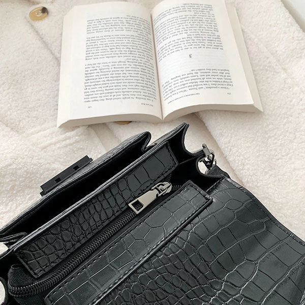 Elize Lux Handbag - Image 6