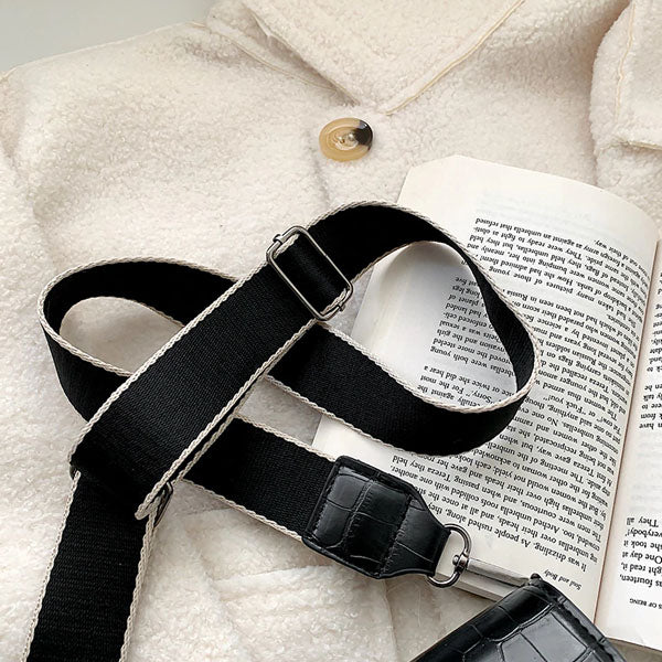 Elize Lux Handbag - Image 7