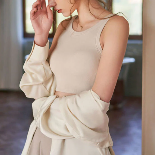 Ester Padded Ribbed Crop Tank Top - Image 12