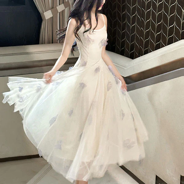 Evelune Butterfly Lace Embellishment Tulle Evening Dress - Image 3