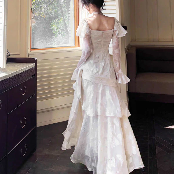 Genevieve Romantic Vintage-Inspired Ivory Tiered Evening Dress - Image 2