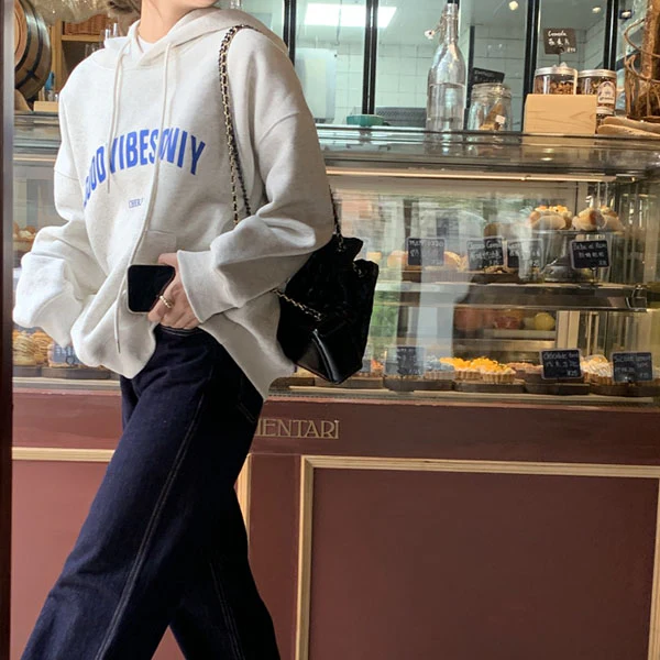 Good Vibes Only Oversize Hoodie - Image 3
