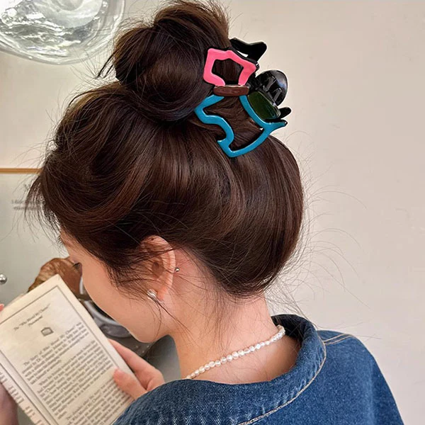 Hailey Doggie Hair Clip - Image 2