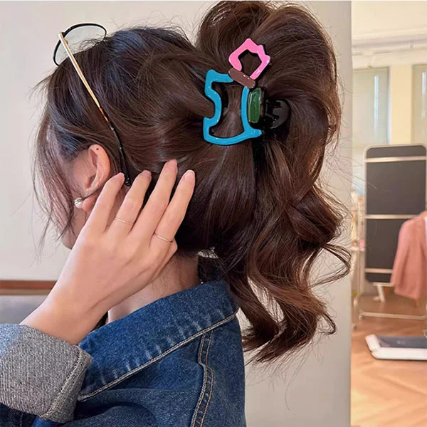 Hailey Doggie Hair Clip - Image 4