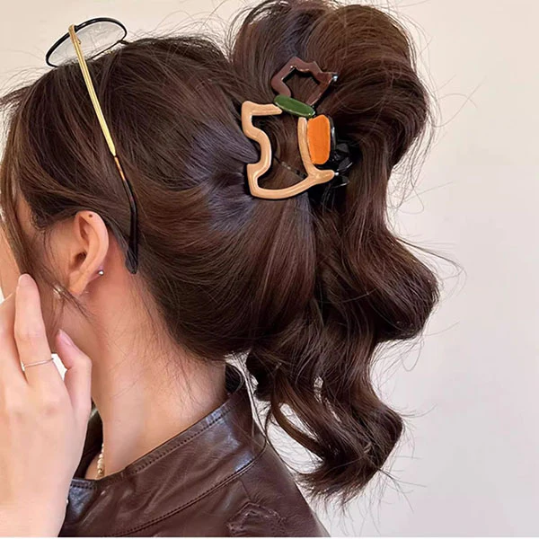 Hailey Doggie Hair Clip - Image 5