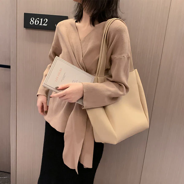 Hailey Tote Bag - Image 10