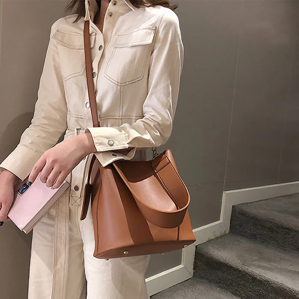 Janise Bucket Tote Bag - Image 11