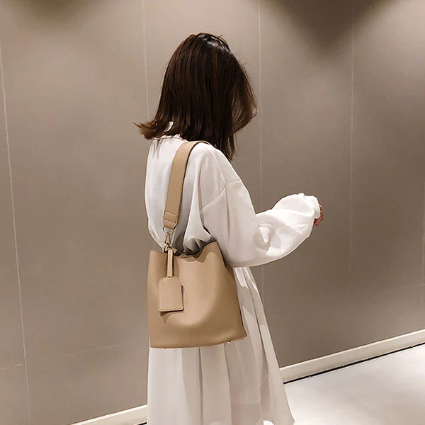 Janise Bucket Tote Bag - Image 9