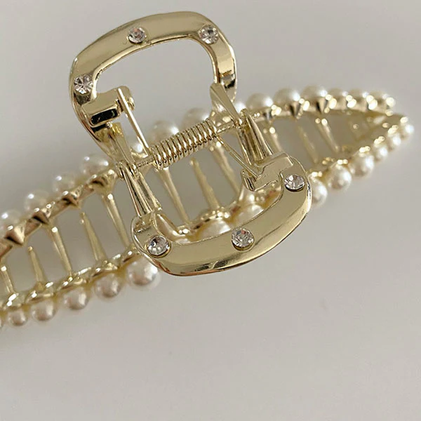 Jolene Gold Pearl Hair Clip - Image 11