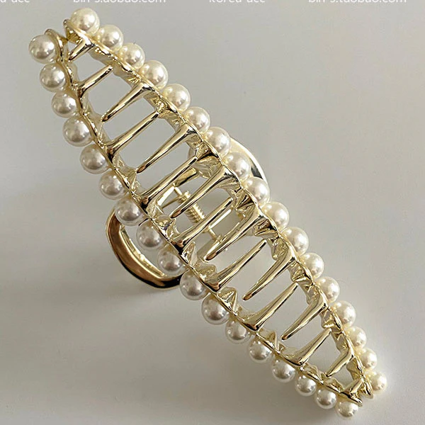 Jolene Gold Pearl Hair Clip - Image 9