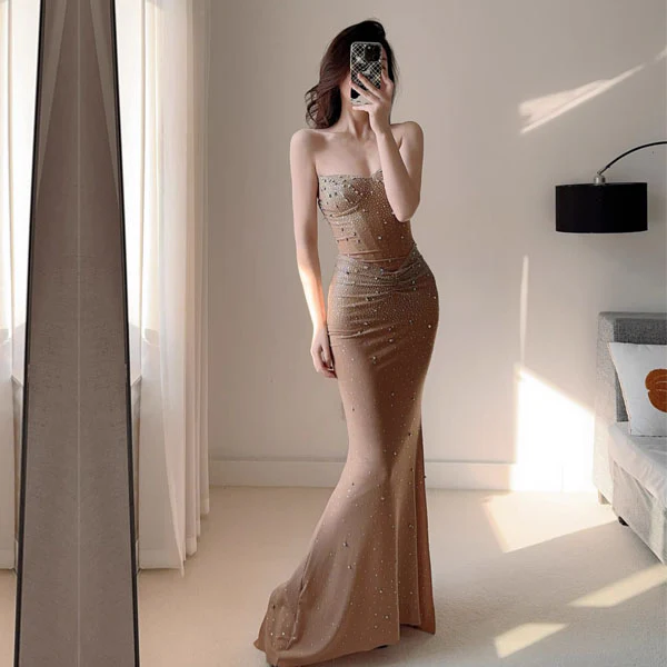 Kerina Glamorous Beaded Luxe Evening Dress - Image 4