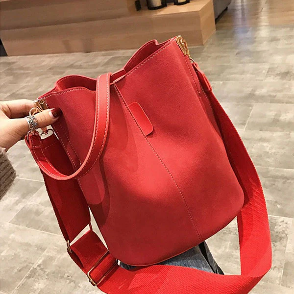 Kristy Chic Bucket Bag - Image 14