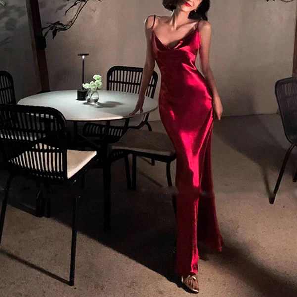 Lara Glamorous Red Satin Open Back Dress - Image 3