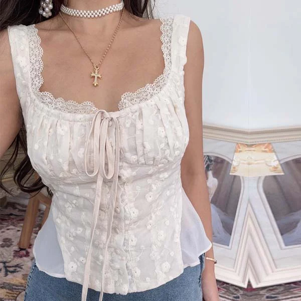 Leia Cream Lace Floral Embroidered Tank Top - Image 4