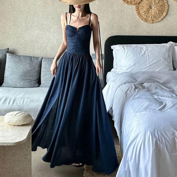 Lyra Elegant Backless Navy Maxi Dress - Image 5