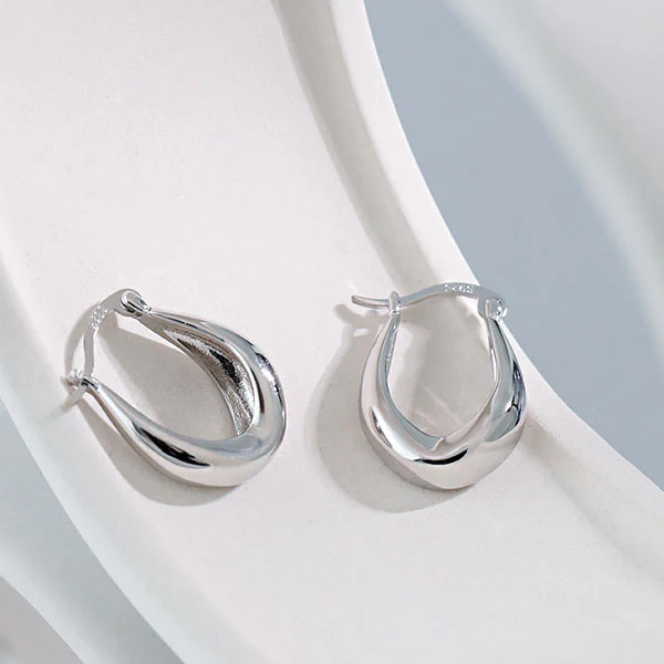 Mag U-Shaped Earrings - Image 6