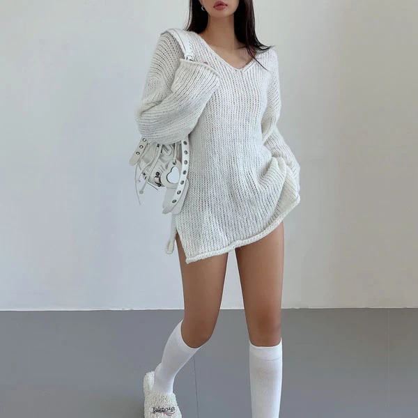 Mavis Oversize V Neck Knit Sweater Top - Image 8