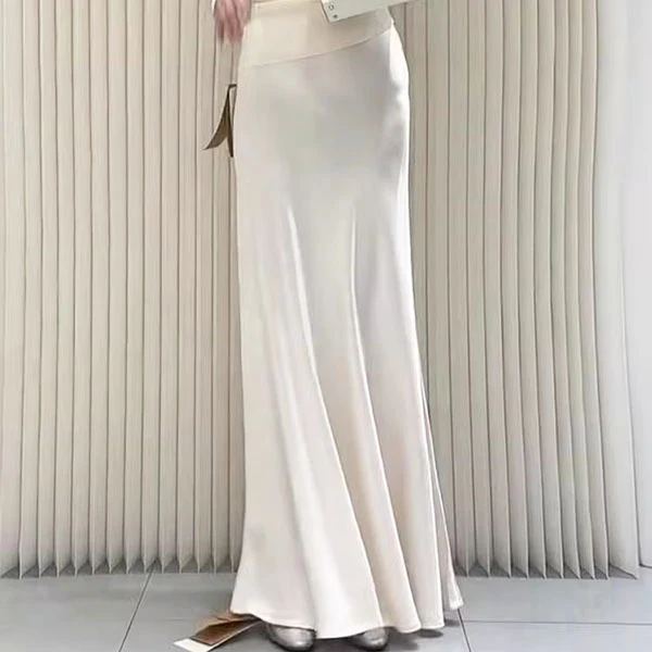Megan White Mermaid Hem Satin Skirt - Image 3