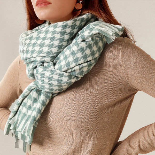Michelle Houndstooth Fringe Scarf - Image 16