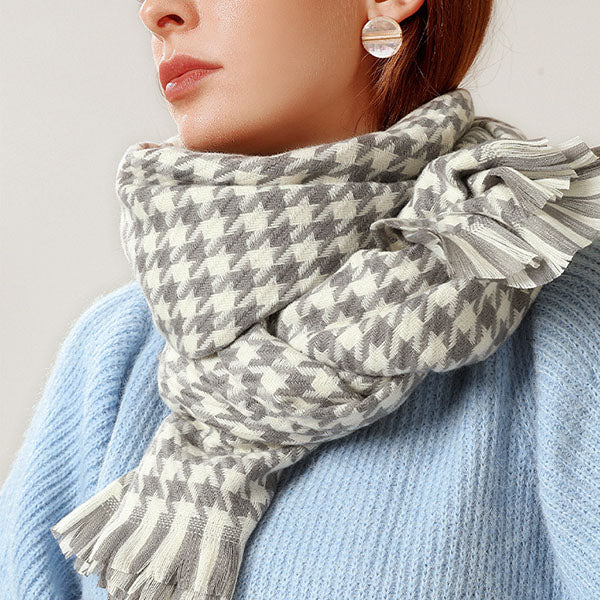 Michelle Houndstooth Fringe Scarf - Image 22