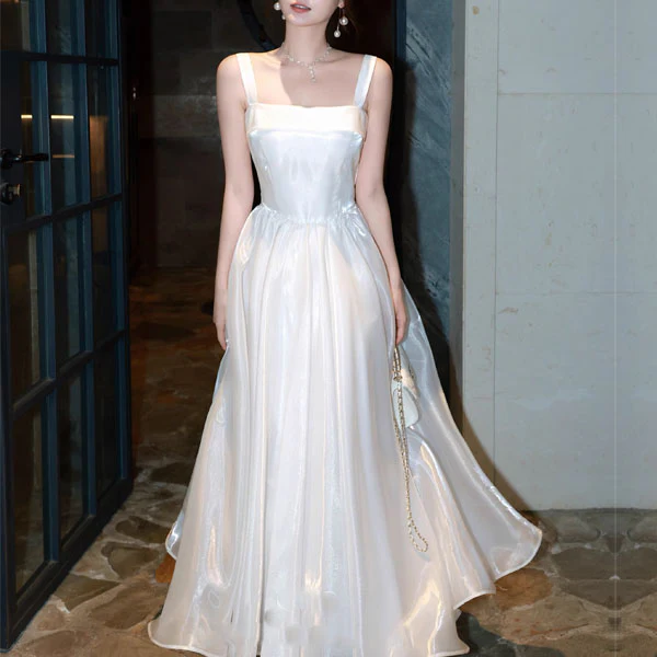 Pearline Elegant Lluminous Square Neckline Evening Dress - Image 5