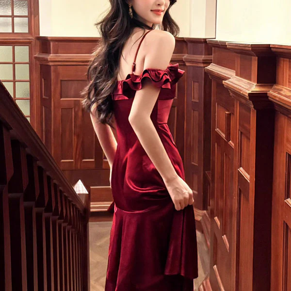 Rosaire Elegant Scarlet Off-Shoulder Ruffles Evening Dress - Image 2