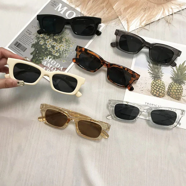 Sammi Rectangle Vintage Sunglasses - Image 2