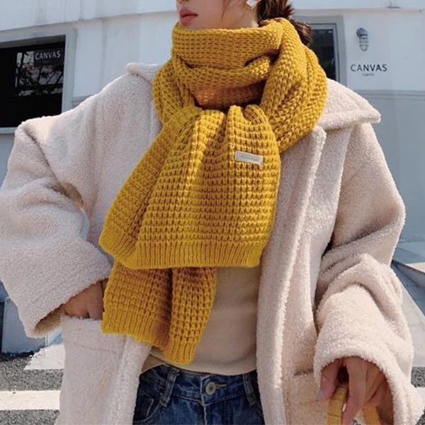 Sandy Chunky Knit Scarf - Image 11