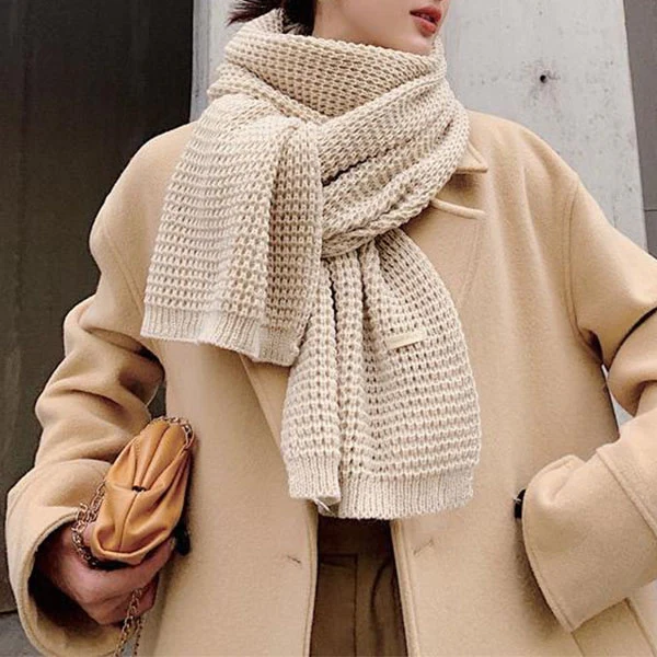 Sandy Chunky Knit Scarf - Image 4