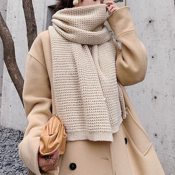Sandy Chunky Knit Scarf - Image 5