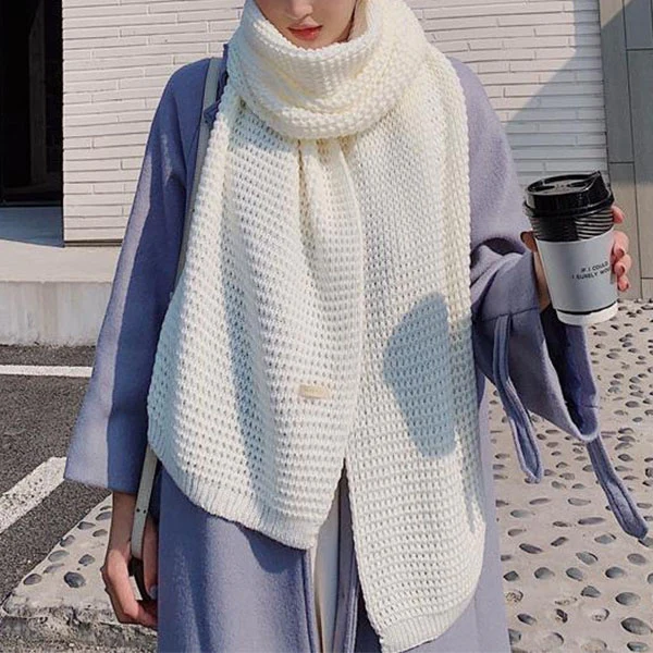 Sandy Chunky Knit Scarf - Image 9