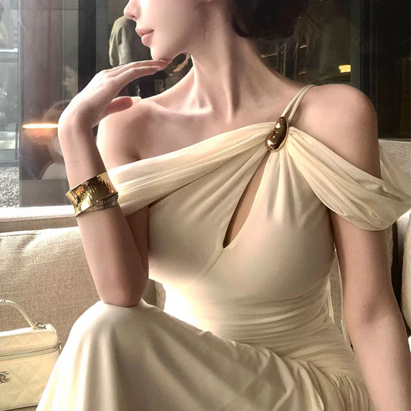 Sierra Elegant Ivory Grecian Goddess Draped Evening Dress - Image 10