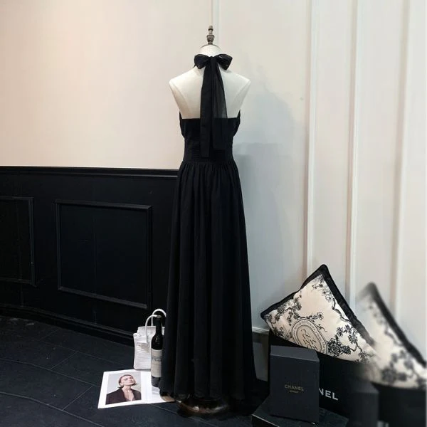 Solenne Black Elegance Pleated Halter Dress - Image 8