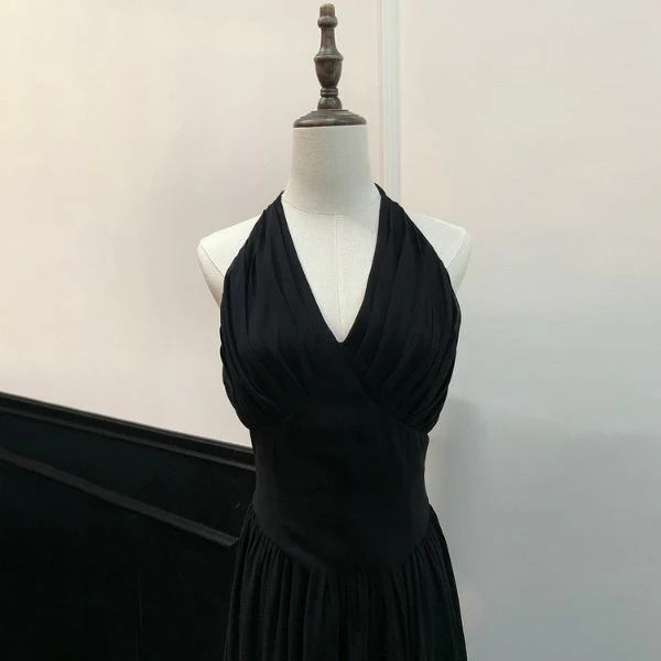 Solenne Black Elegance Pleated Halter Dress - Image 9