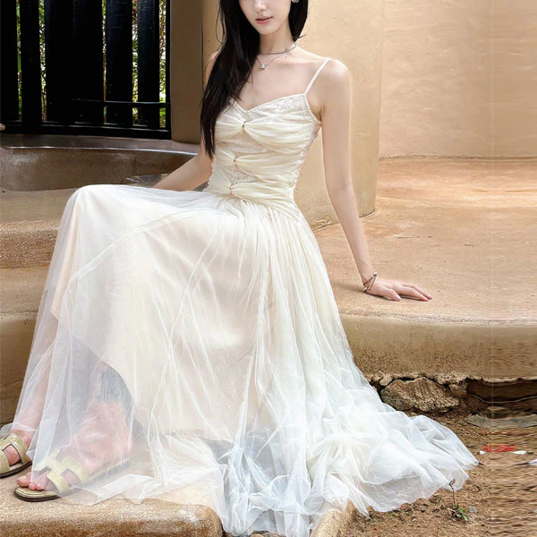 Venetia Romantic Ivory Lace Dress - Image 3