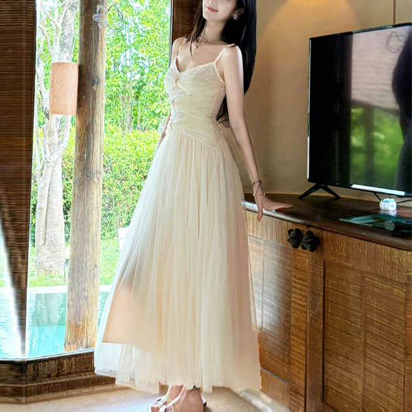Venetia Romantic Ivory Lace Dress - Image 4