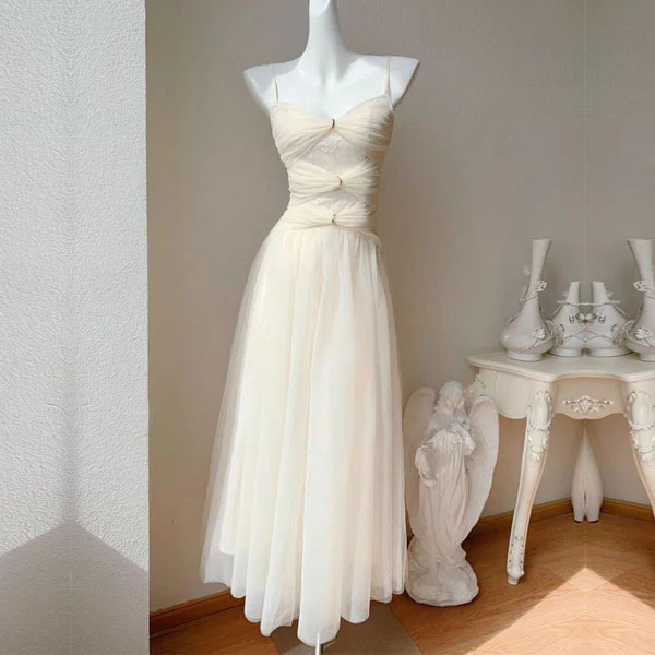 Venetia Romantic Ivory Lace Dress - Image 9