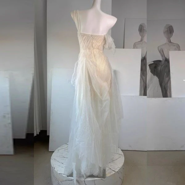Victoria Ethereal Romantic Layered Tulle Evening Dress - Image 8